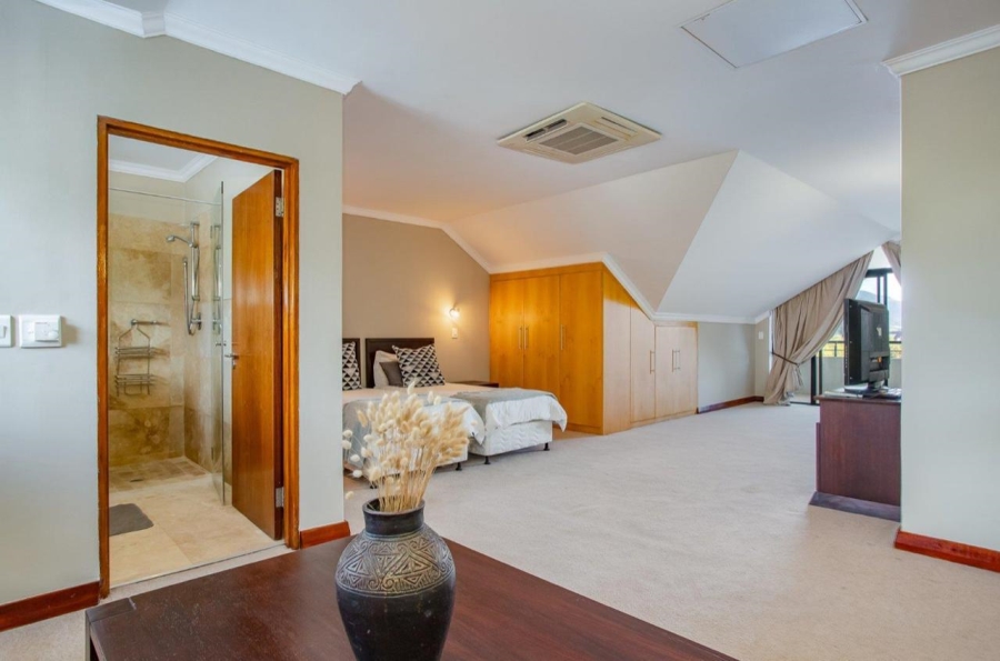 To Let 3 Bedroom Property for Rent in Pearl Valley at Val de Vie Western Cape